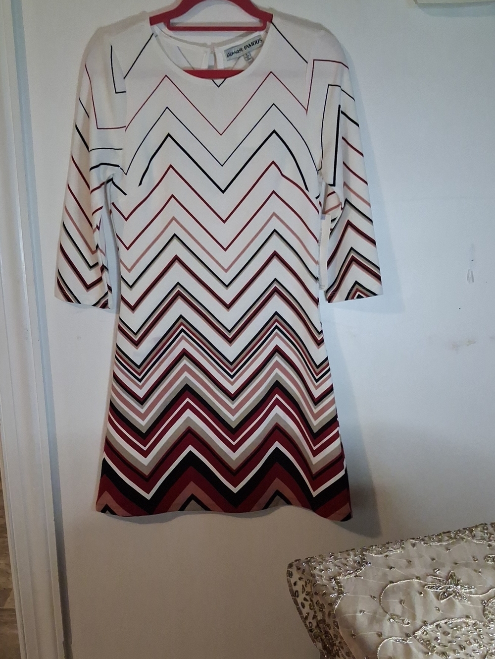 Almost Famous Chevron Tunic in White, Pink & Black